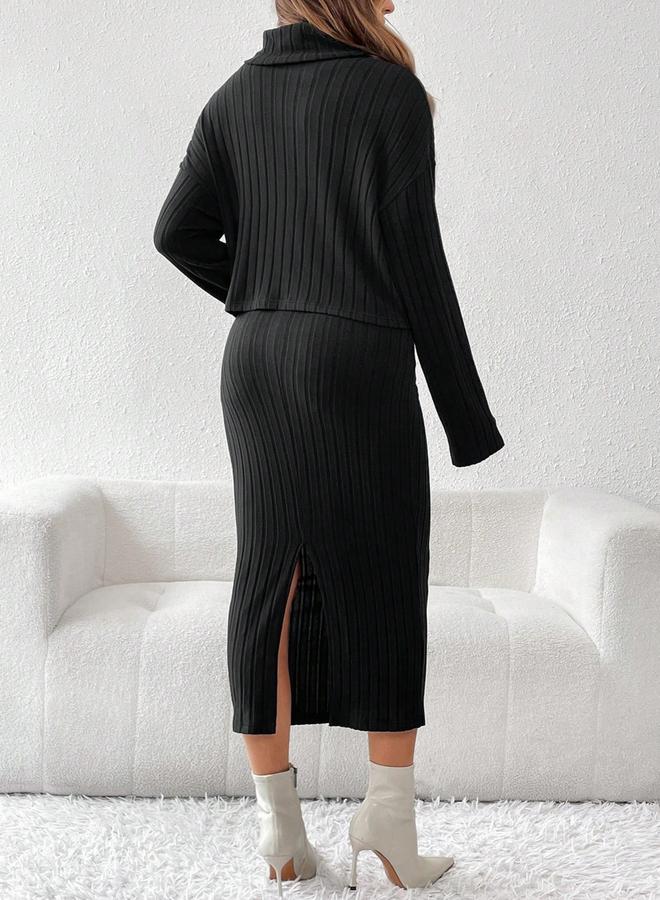 تايك تو طقم مضلع للحوامل بلوزة بياقة مرتفعة وتنورة بخصر مرن قابل للتعديل - Image 2